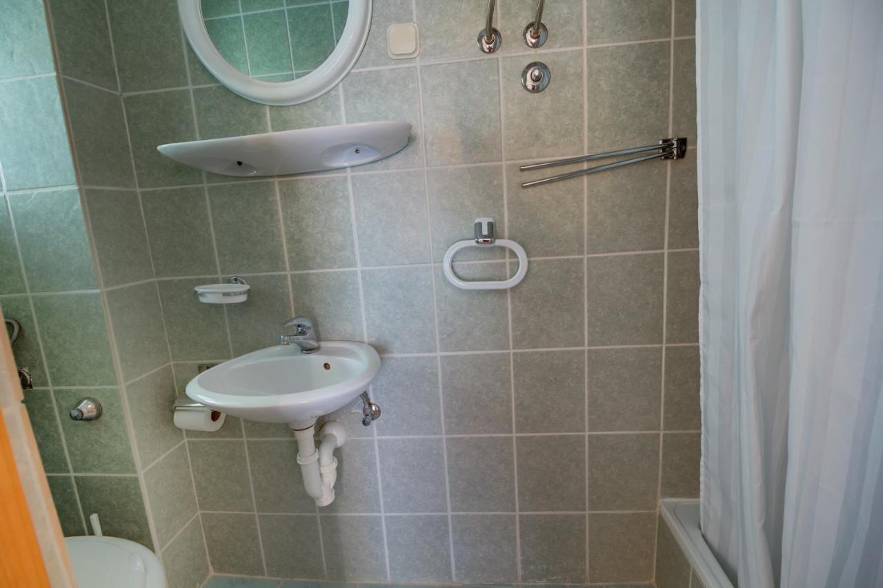 Villa Mozart Veli Lošinj Exteriör bild