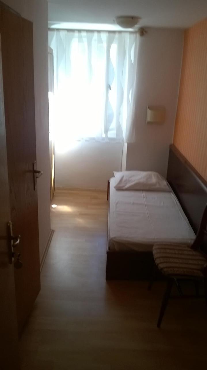 Villa Mozart Veli Lošinj Exteriör bild