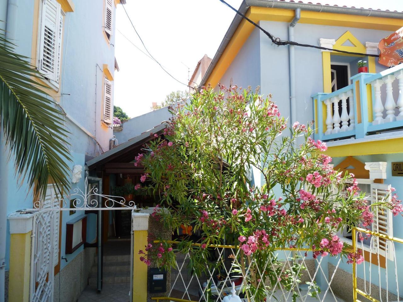 Villa Mozart Veli Lošinj Exteriör bild